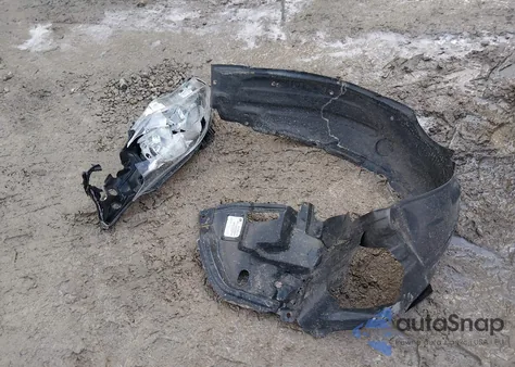 2013 Toyota Corolla Le z USA, uszkodzony, nr VIN 2T1BU4EE2DC965947